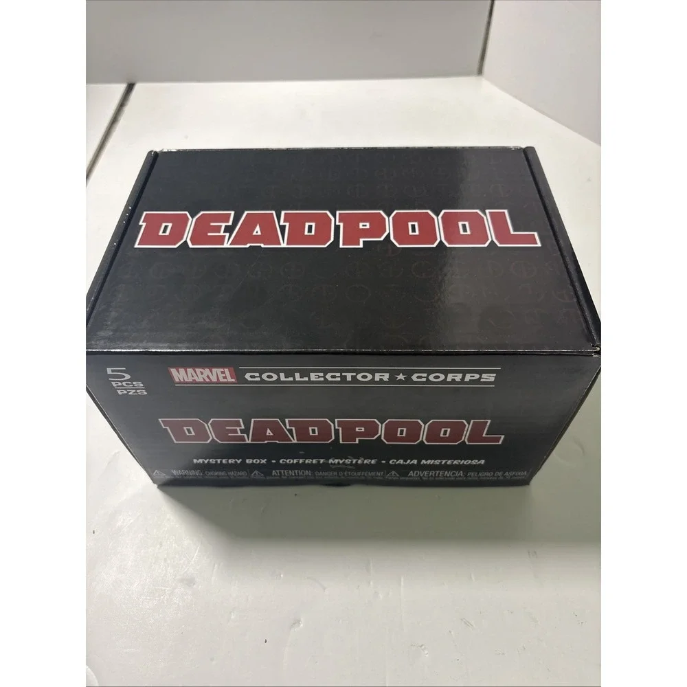 Deadpool 30th Anniversary Marvel Collector Corps 4/5pcs Shirt XL No Pin Nerdy 30